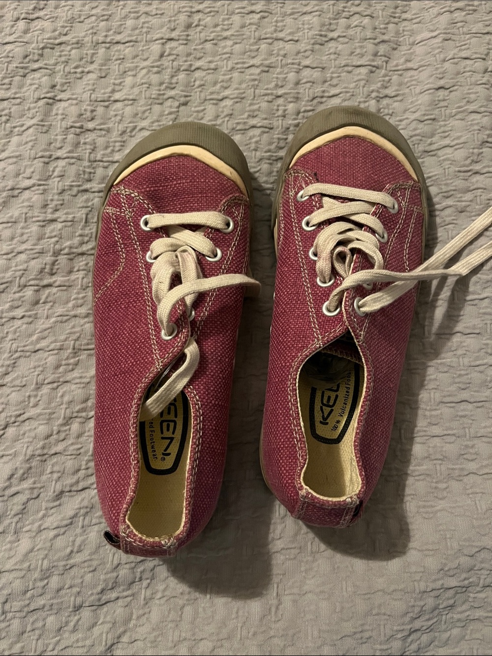 Keen Pink Canvas Low-Top Lace-Up Sneakers